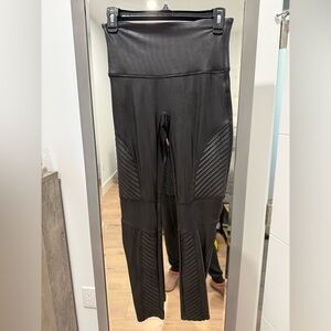 SPANX Black Textured Leggings